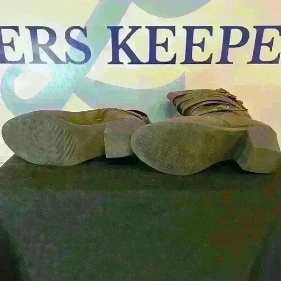 Mudd women’s distressed knee-high heels, size 8 medium - Picture 4 of 7